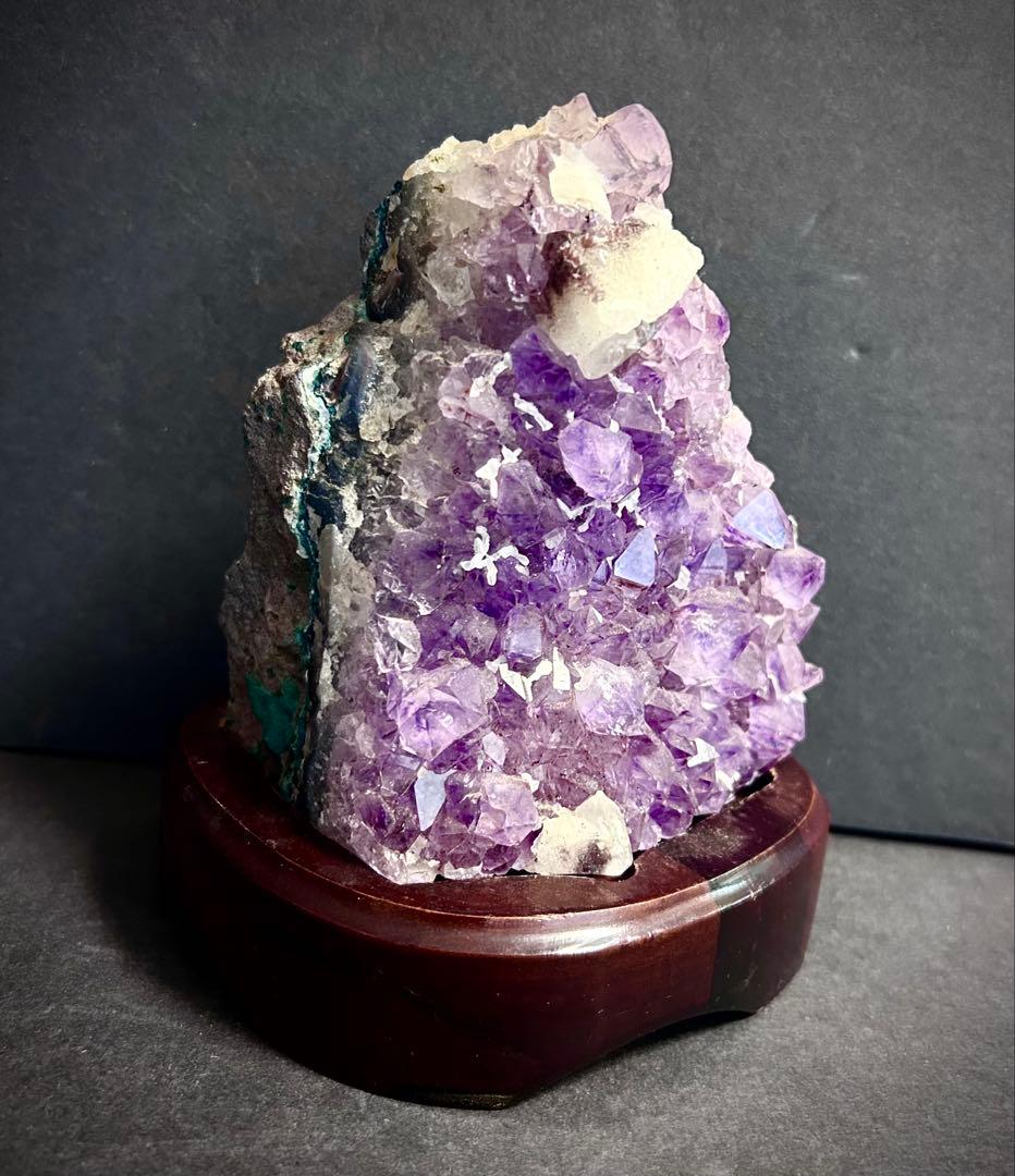 一点物 ファントムアメジストクラスター（紫水晶） 台座付き