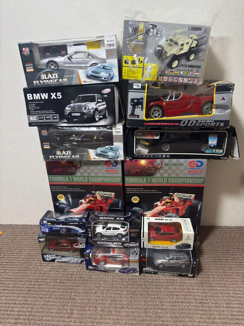 RCカーとミニカーセット（ X5, Formula 1 ラジコンまとめ売り