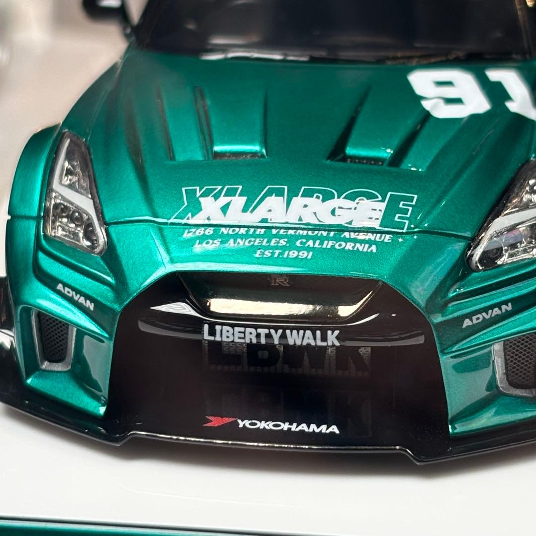 Make Up 1/43 LBWK × XLARGE NISSAN 35GT