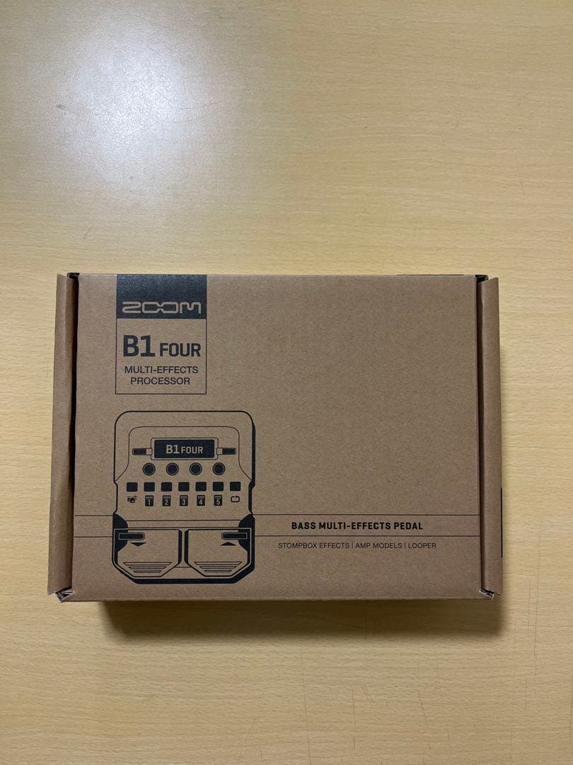 ZOOM B1 FOUR マルチエフェクトペダル