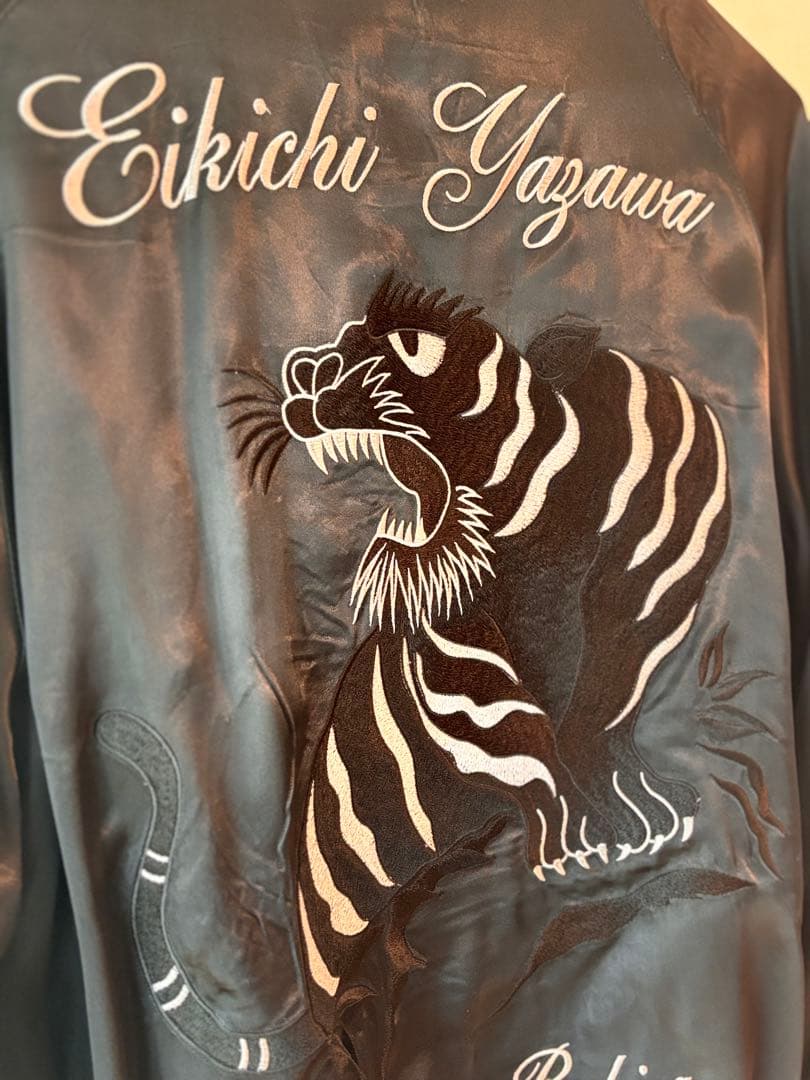 矢沢永吉スカジャン 鷹と虎刺繍　Ｌ　未使用未開封品