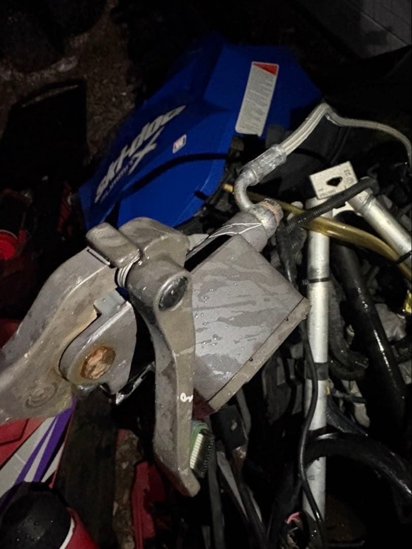 スノーモービル　skidoo