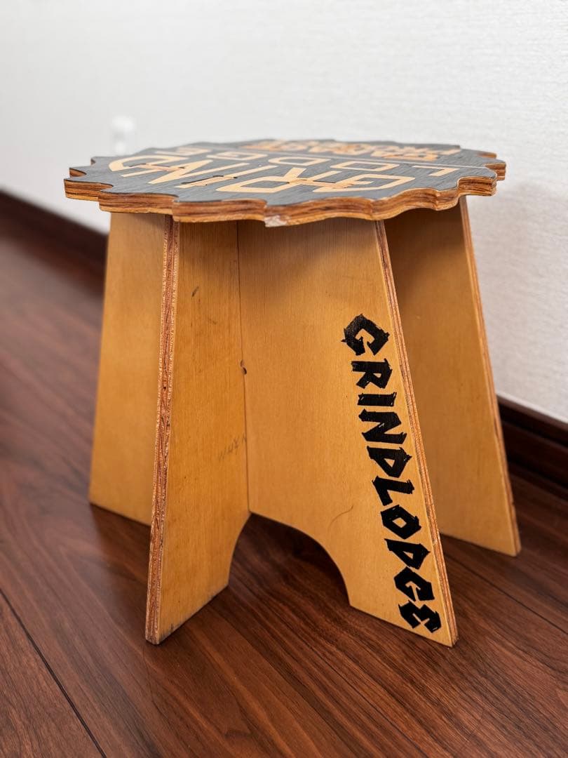 ぷらどん　GRINDLODGE グラインドロッヂ　スツール