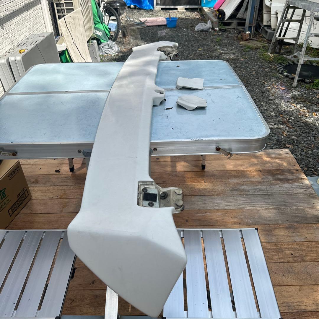 ホンダ　バモス　ホワイト リアウィング 取り付けネジ付き