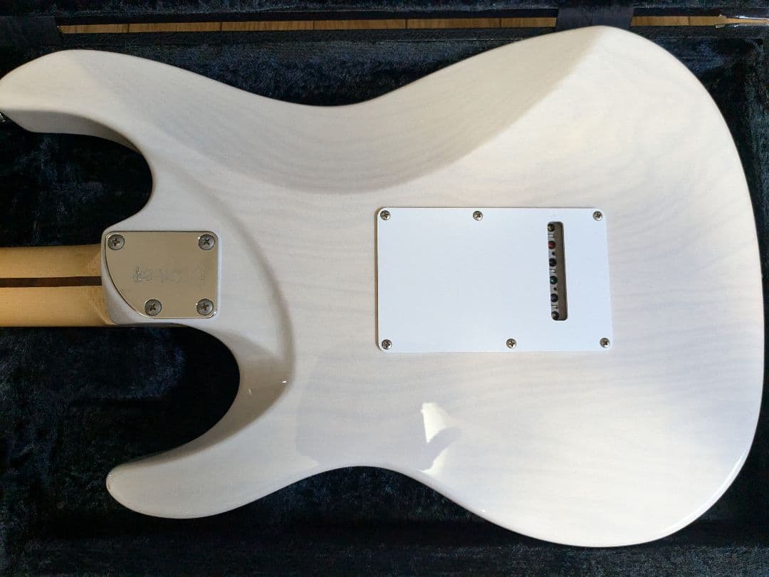 FUJIGEN FGN フジゲン EOS アッシュ セイモアダンカン搭載