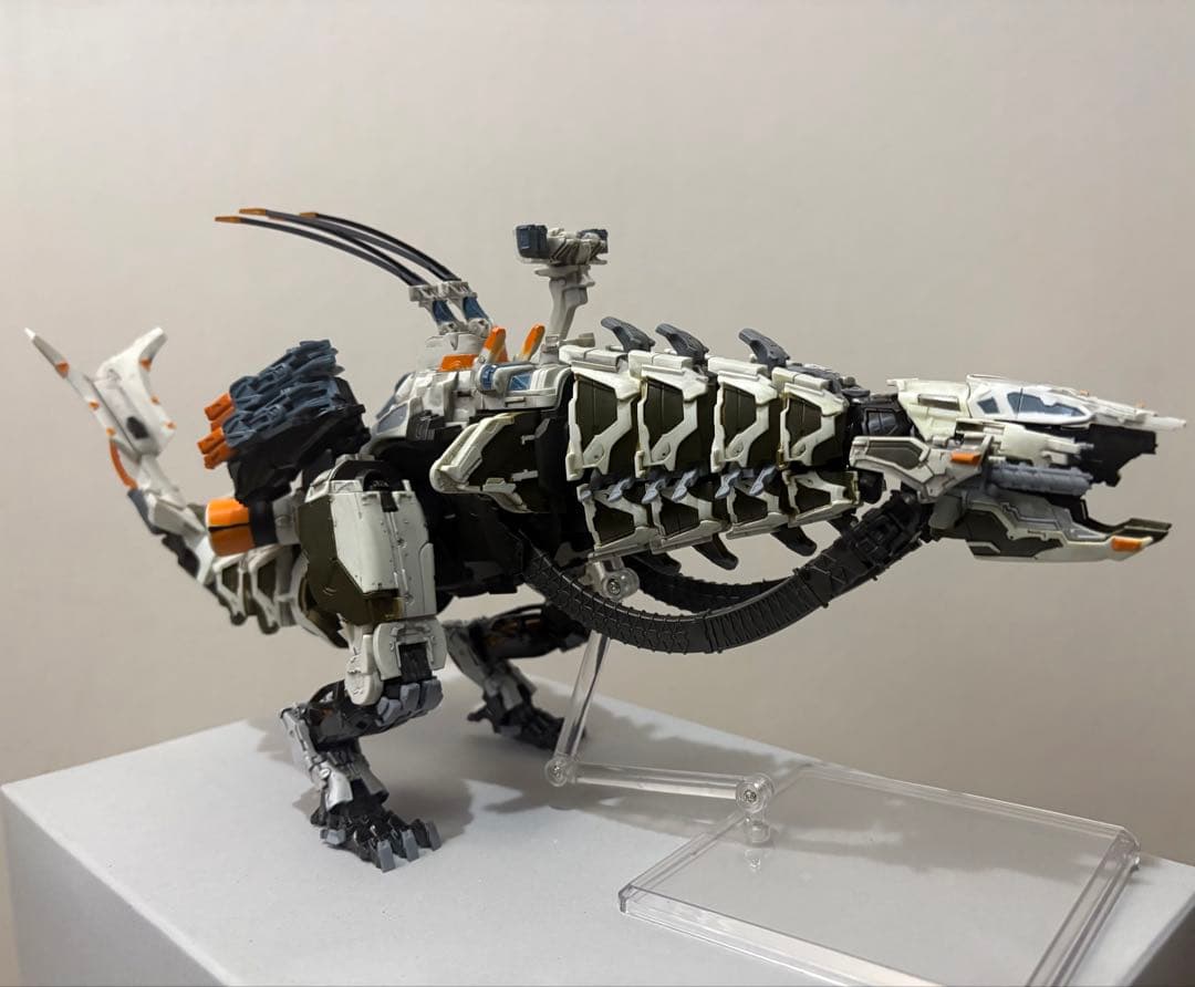 サンダージョー　プラモデル　全塗装　Horizon Zero Dawn
