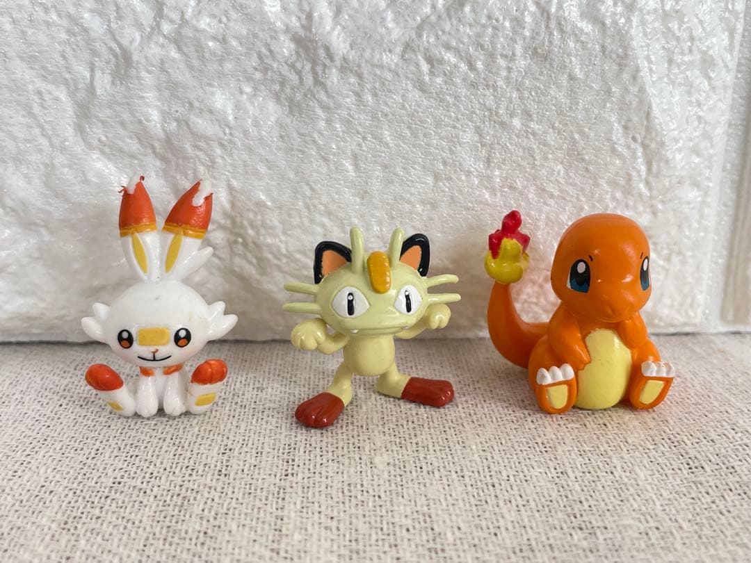 ポケモン　80個　まとめ売り　モンコレ　ゲットコレクション　メタモン　リザードン