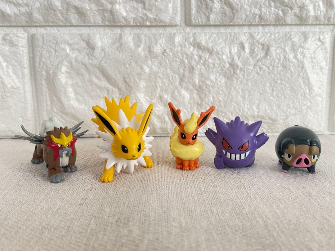 ポケモン　80個　まとめ売り　モンコレ　ゲットコレクション　メタモン　リザードン