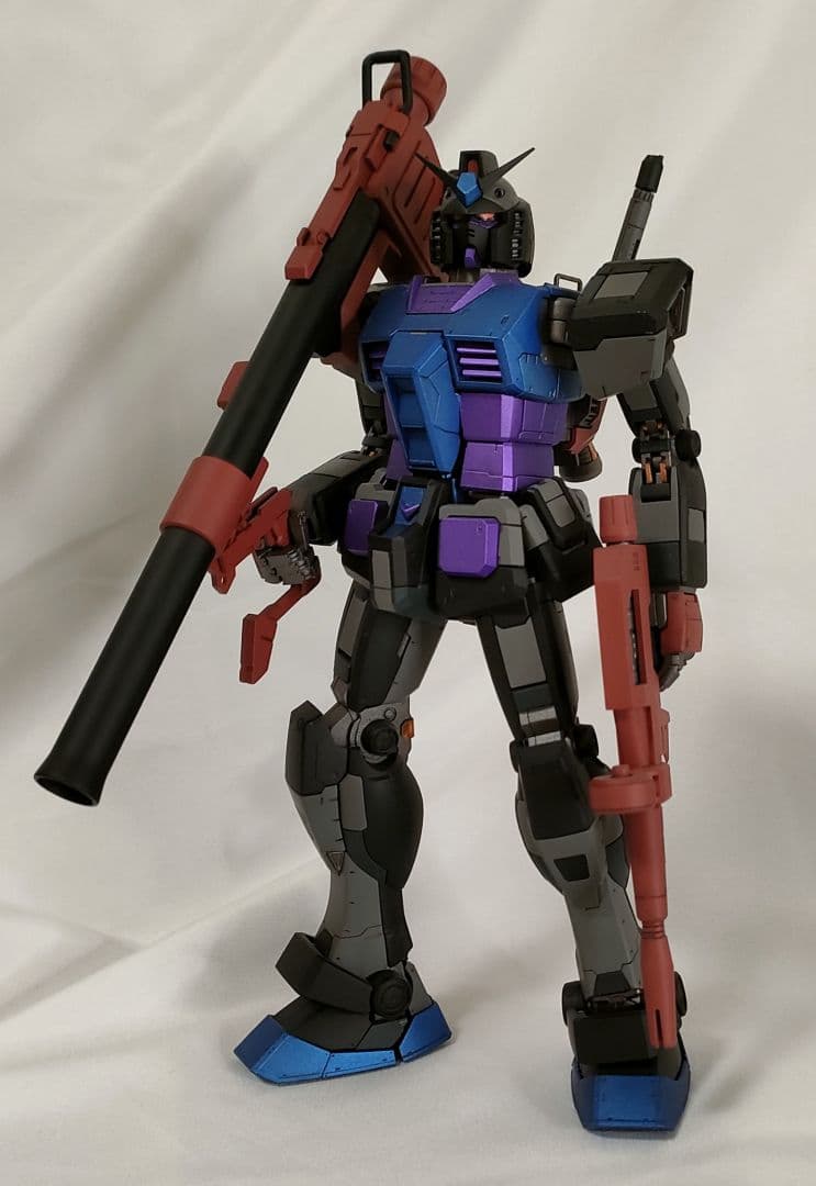 ガンプラ 塗装済 完成品MG 1/100 RX-78-2 ガンダムVer.3.0