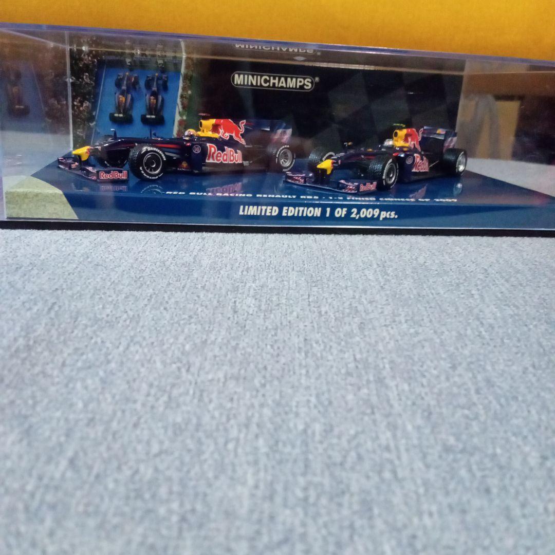 ミニチャンプス1/43レッドブルレーシングRB5 中国GP2009 1-2WIN