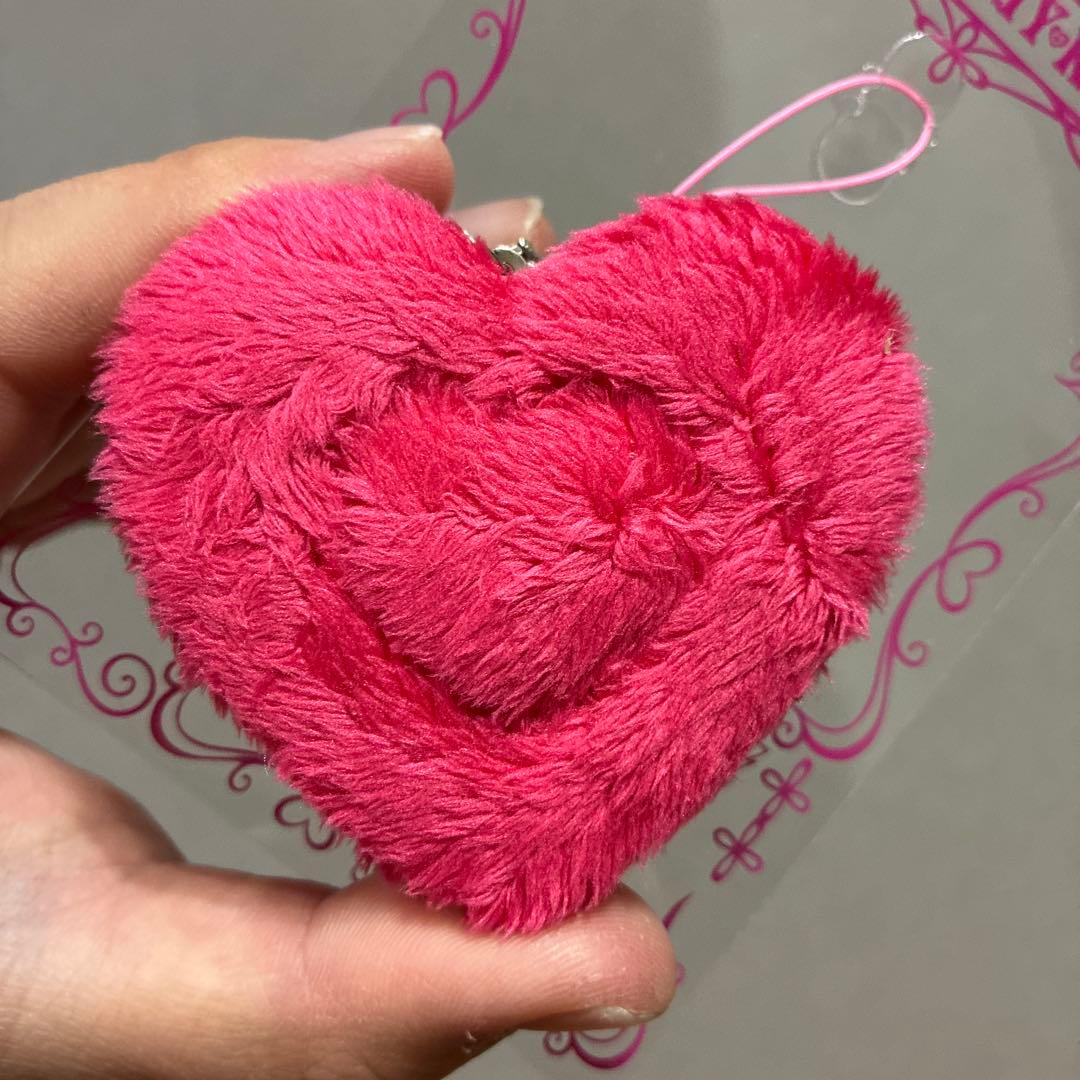 チャーミーキティ　ミラーストラップ　ファー　サンリオ