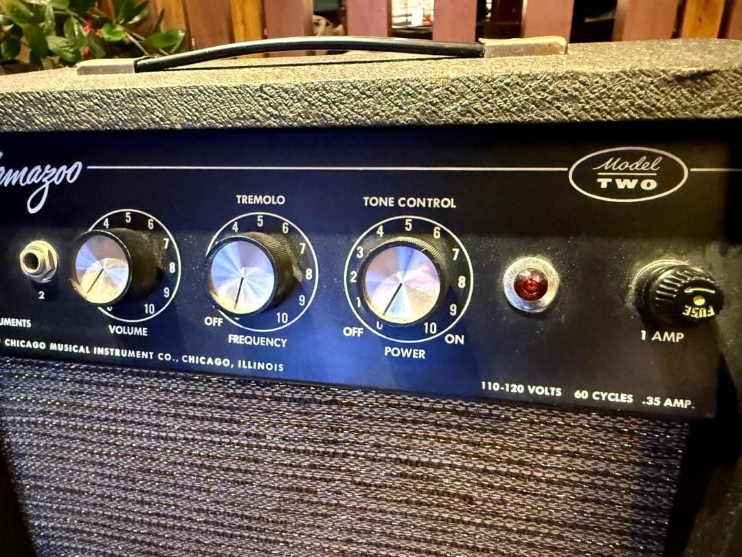 gibson アンプ 1960s fender tweed musicman