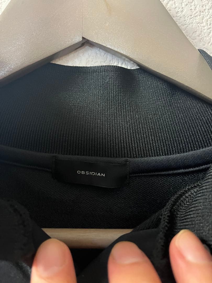 人気 OBSIDIAN ブラック 長袖カットソー