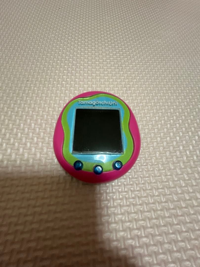 たまごっちユニ　ピンク　tamagotch uni たまごっち　本体　バンダイ