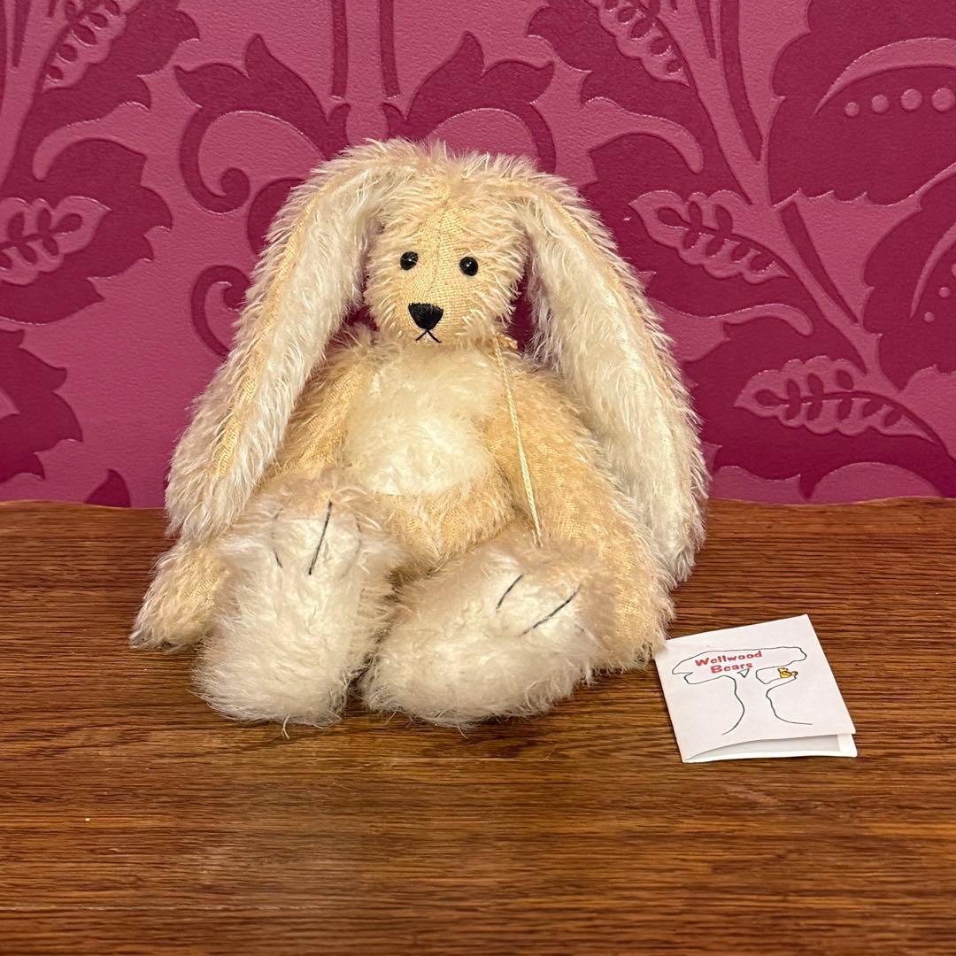 イギリス作家　Ruth Dickinson モヘア　ウサギ さん　25cm