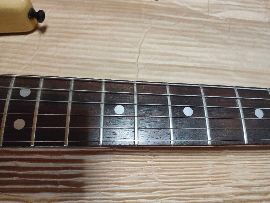 たぶんTOKAIかGRECO　ジャンク　3点どめ　ストラトキャスタータイプ