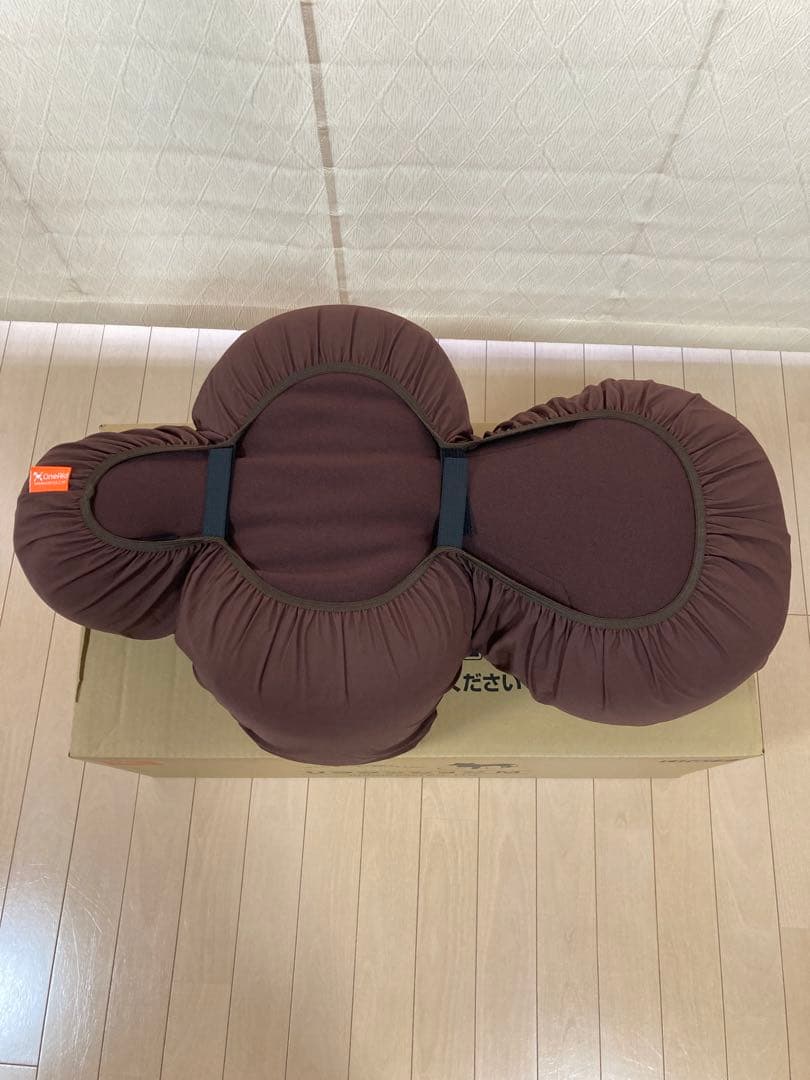 リラクッション M 本体ブラウン　専用カバー装着済み