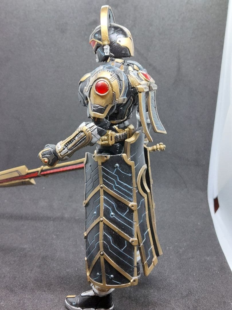 SIC.仮面ライダーファイズ 素体利用 仮面ライダーオーガ フィギュア