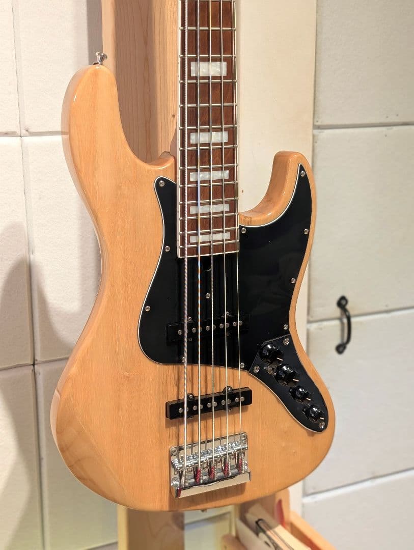 Bacchus WL5　バッカス　五弦ベース