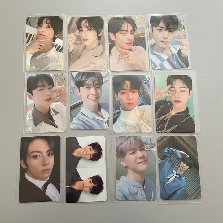 astro ウヌ　ムンビン　ラキ　bts ジョングク　グク　トレカ