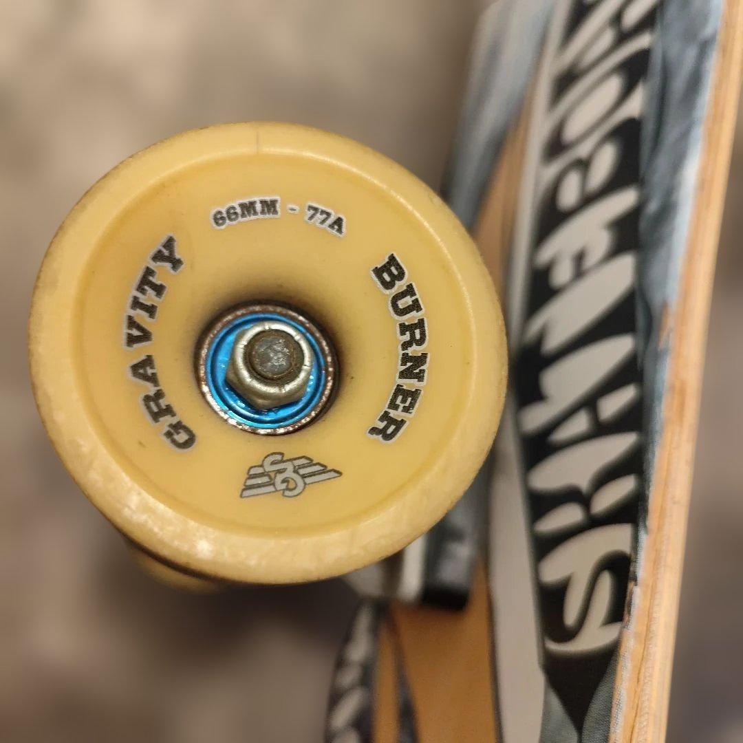 サーフスケート　スケートボード　GRAVITY CARVE サーフィン　陸トレ