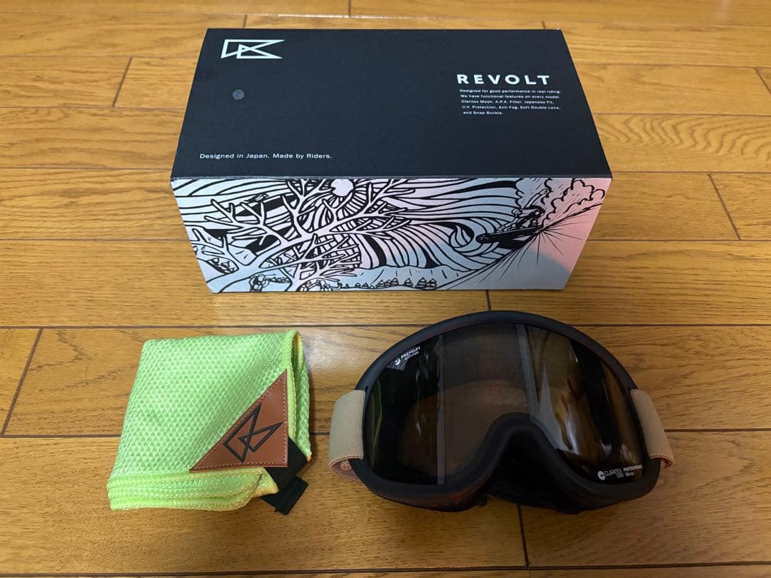 REVOLT ゴーグル マットブラック