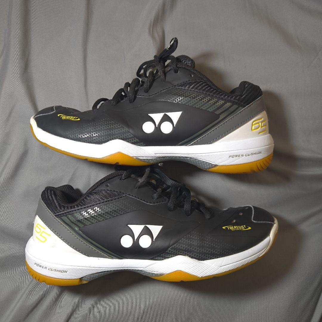 美品！YONEX バドミントンシューズ　65Z　25.0cm