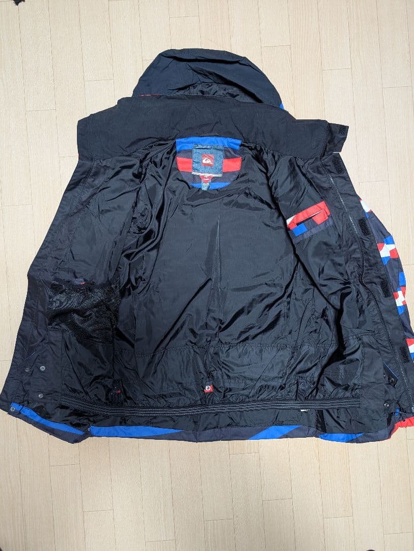 QUIKSILVER クイックシルバー スノボウェア Mサイズ