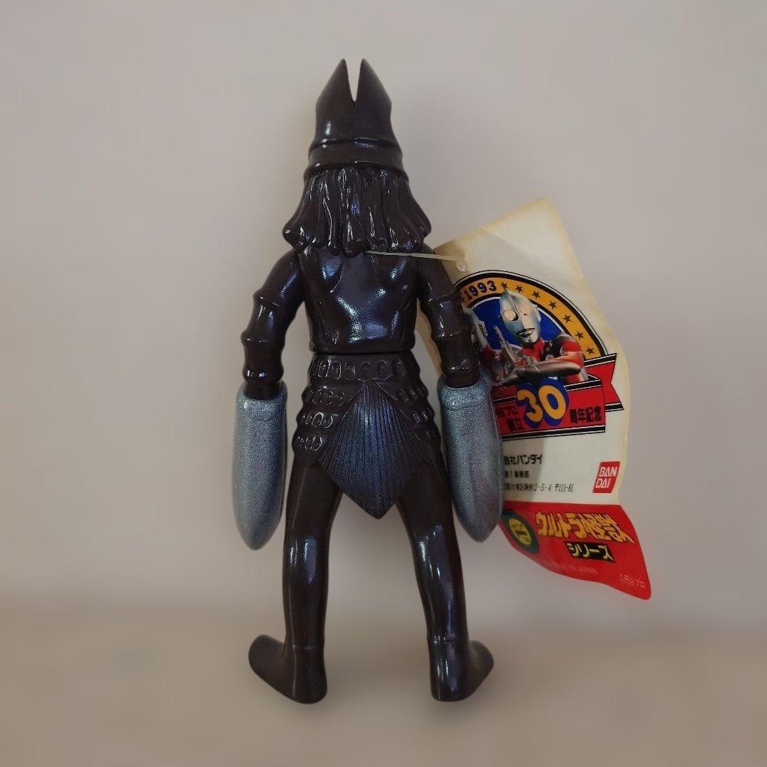 シナモさま専用　【2代目バルタン星人】円谷プロ創立３０周年記念品　タグ付