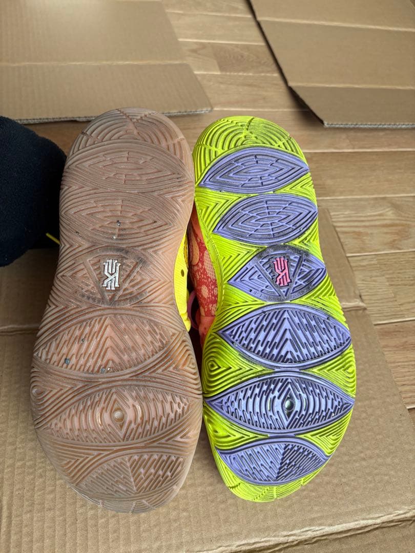 ナイキカイリー5 スポンジボブシリーズ スポンジボブ パトリック