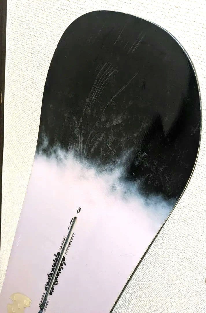 BURTON スノーボード YEASAYER FlyingV148cm