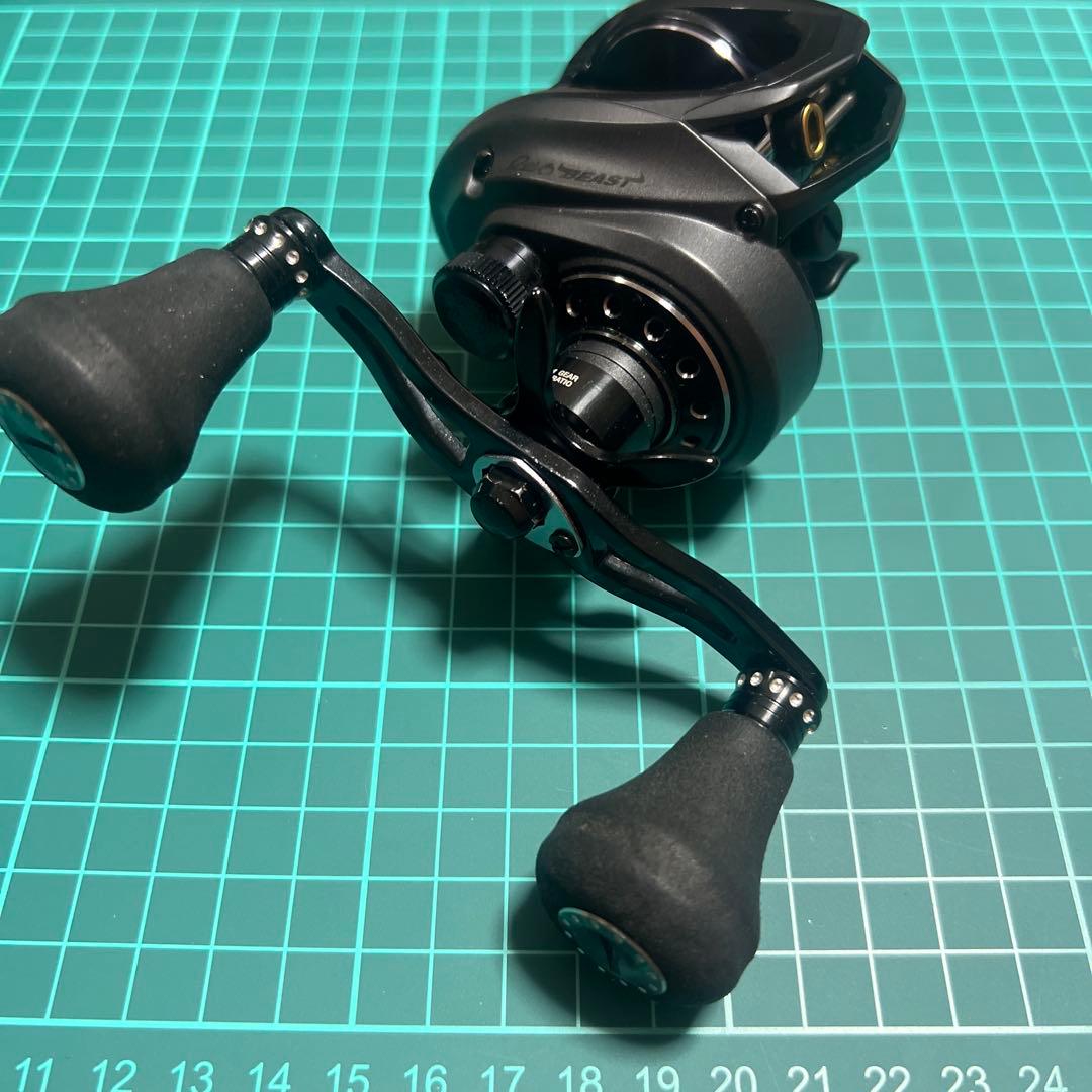 レボ　ビースト　40