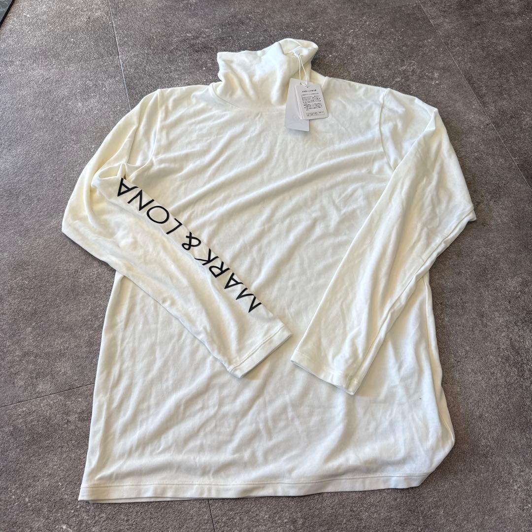 MARK&LONA レーヨン混　モックネックインナー　50 新品未使用タグ付
