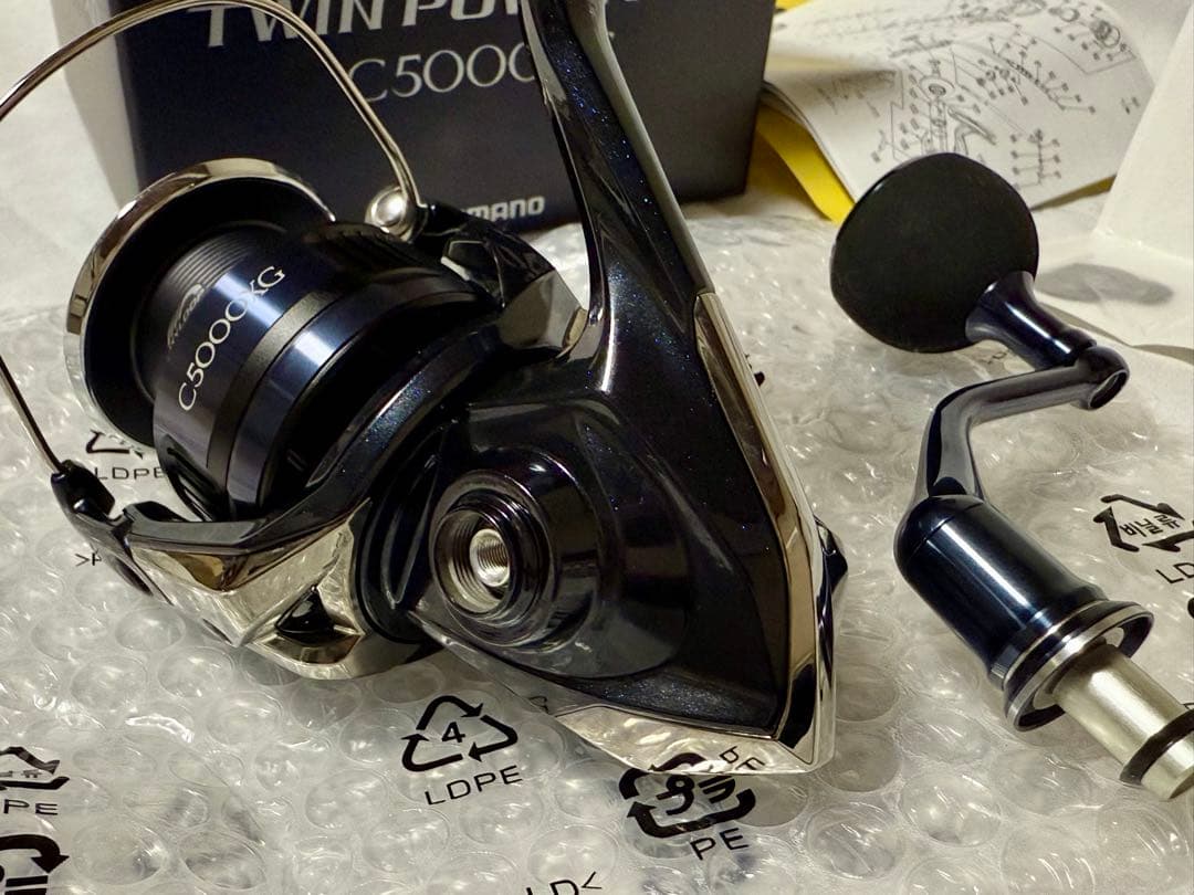SHIMANO 25 ツインパワーXD C5000XG 新品・未使用