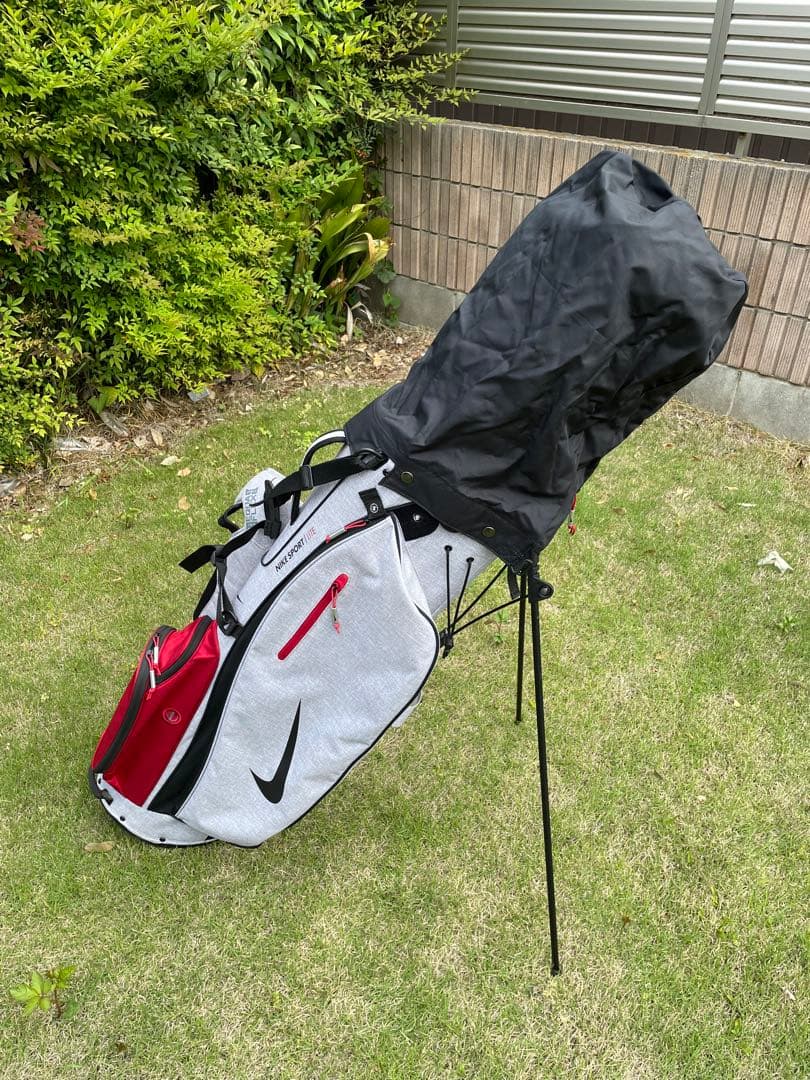 NIKE　軽量 スタンド キャディバッグ　ナイキゴルフ