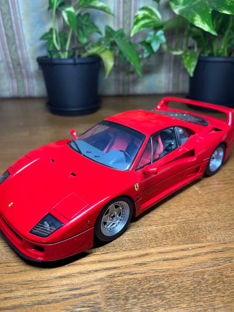京商　1/18 f40 中古品