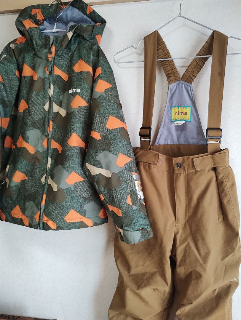 nima スノーボードウェア 140サイズ　茶色　オレンジ　緑　カモフラ