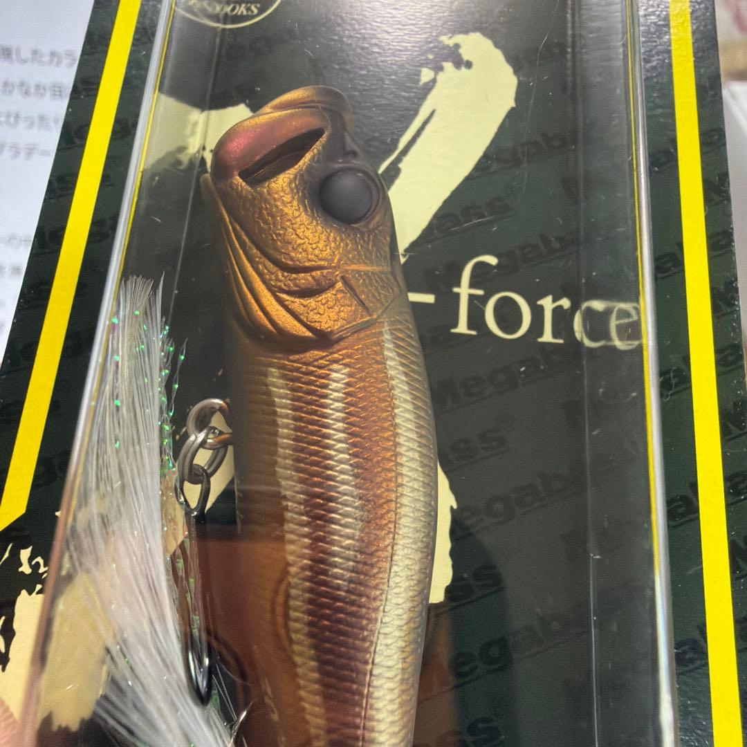 限定　メガバスプレミアムMegabass