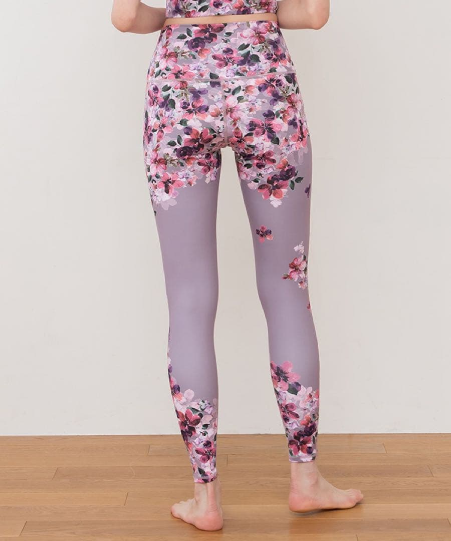 【SUKALA】フルオブフラワーパネルレギンスＭサイズ モーヴ