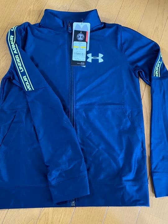 【お値下げ】新品アンダーアーマー  ４点セット