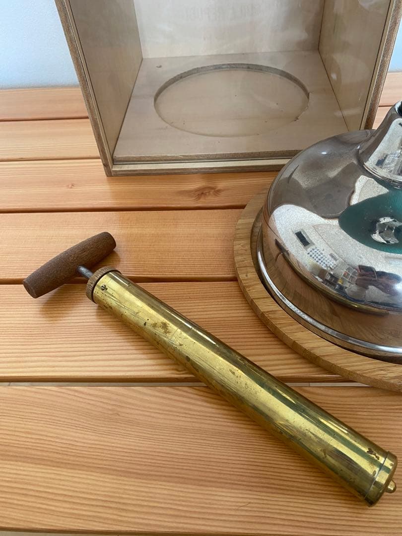 コールマン　テーブルランプ　ポンプ　ケース付き