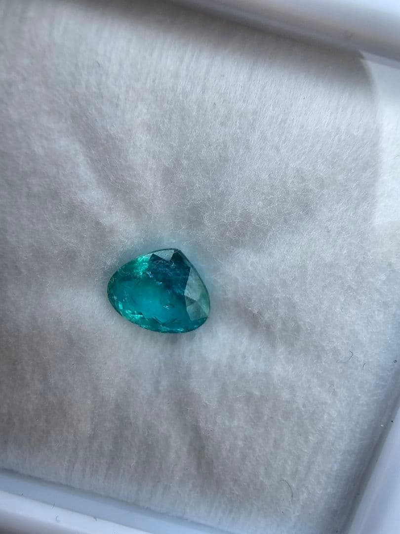パライバトルマリン　ルース　1.3ct
