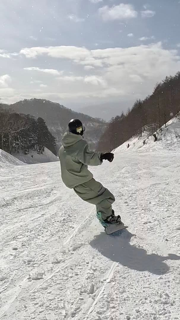 OUTLAX 上下(Lサイズ)ユニセックス