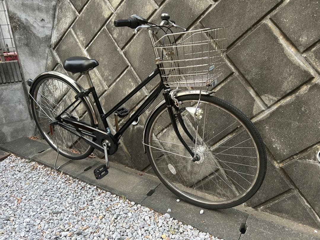 ゴールデンウィークお値引きしました！27インチシティサイクル 前カゴ付き