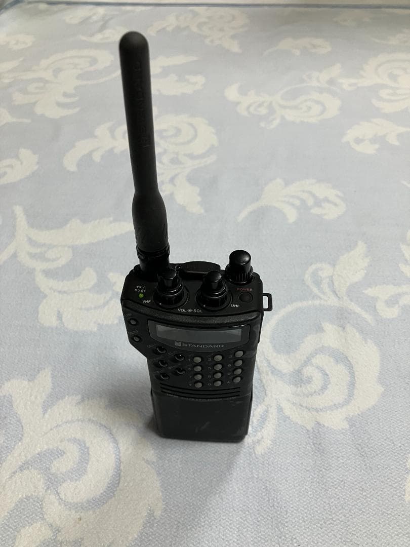 アマチュアハンディ無線機 STANDARD C550 144/430ツインバンダ