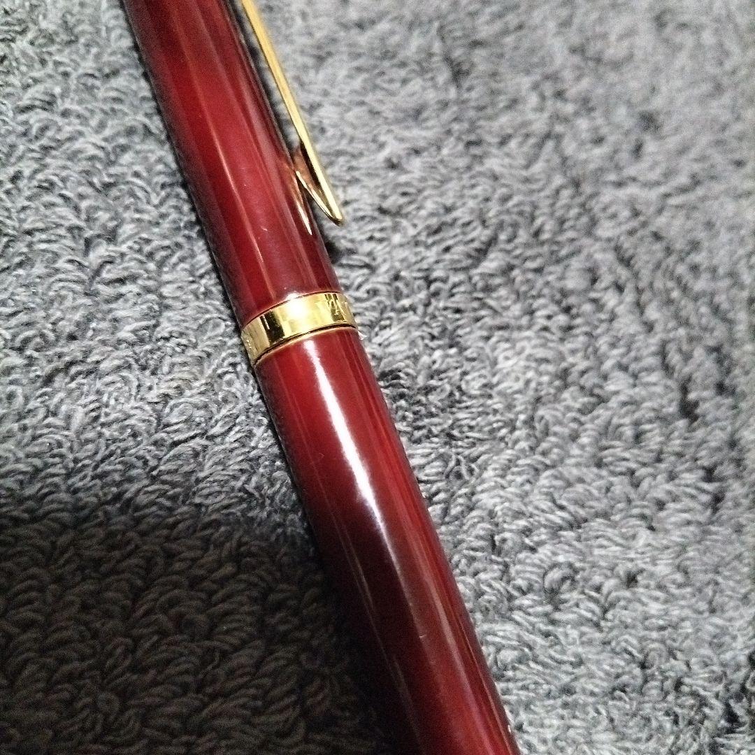 18Ｋ WATERMAN 赤い樹脂製万年筆 金色装飾