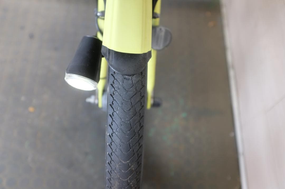 パナソニック ギュット 20インチ　3段　8.9Ah（3点灯）充電器あり