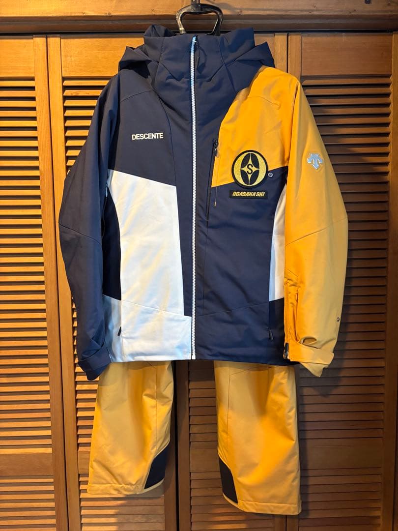 DESCENTE スキーウェア ネイビー/イエロー