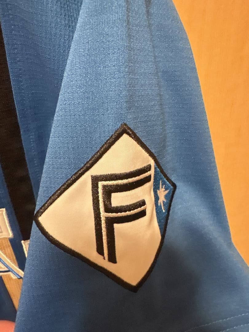 北海道日本ハムファイターズ　マルティネス　ユニフォーム（ビジター）XL