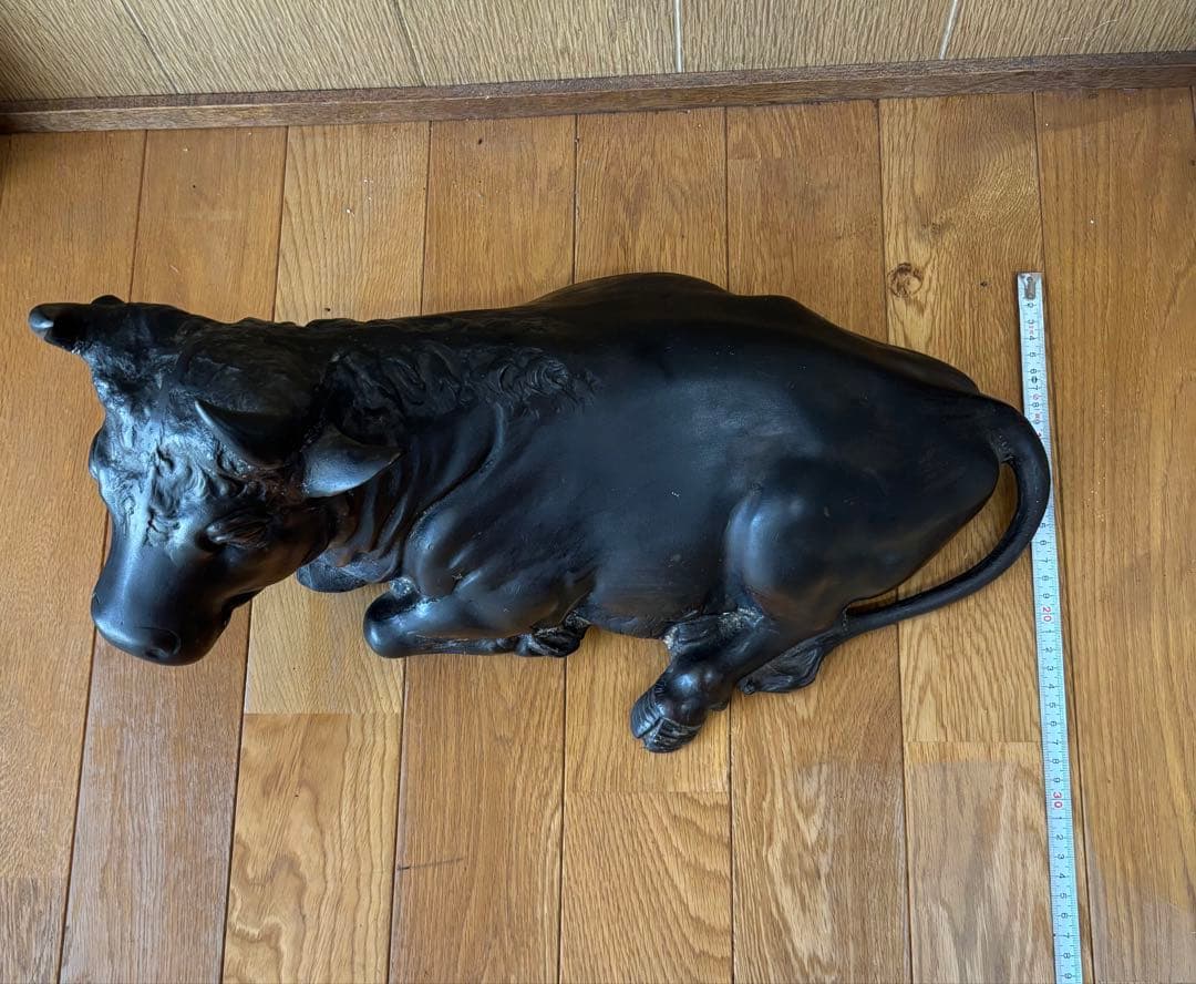 古い鉄製の牛 置物　骨董　ビンテージ　約50cm 大型　丑年　商売繁盛　縁起物